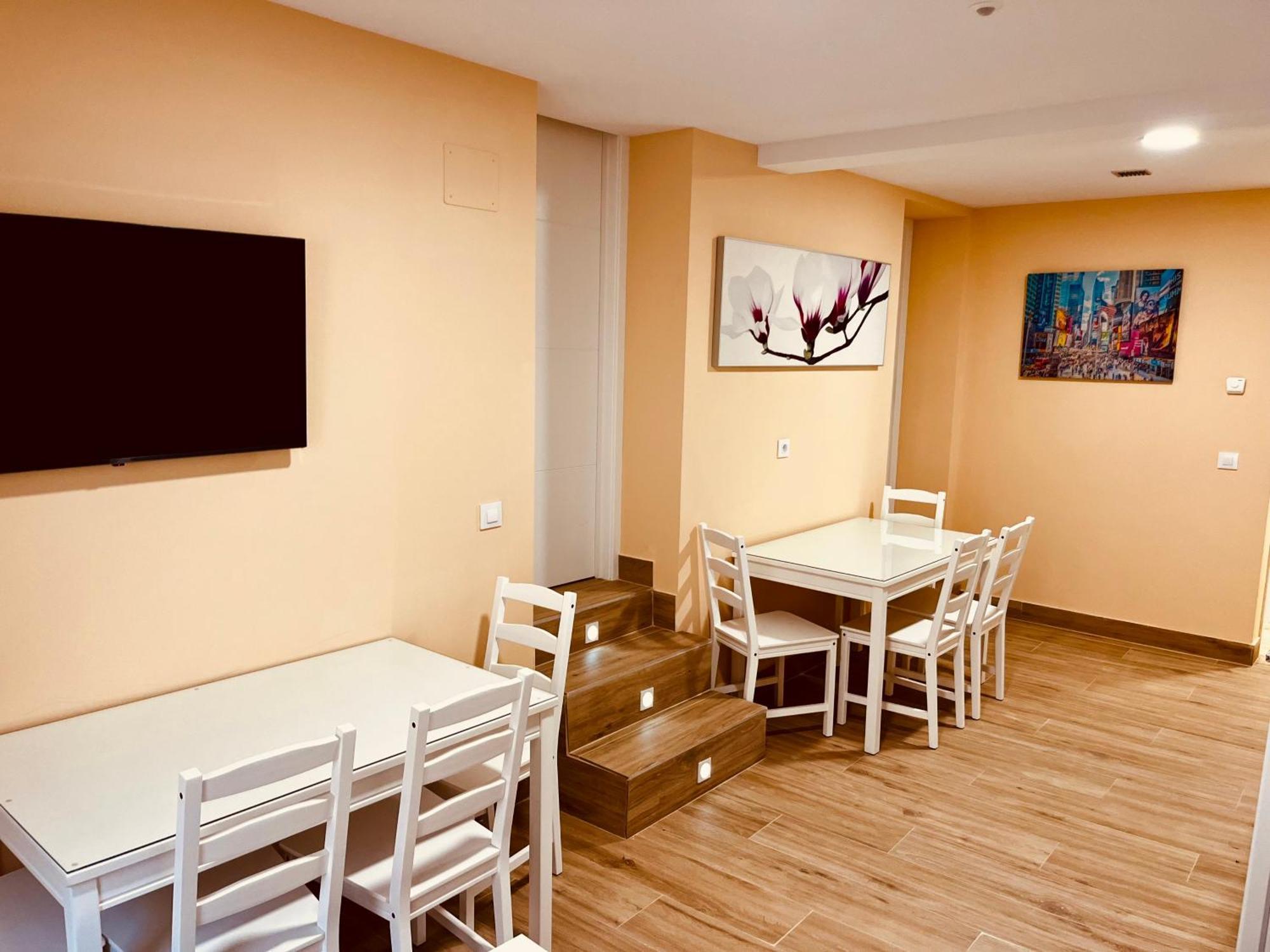 Apartamentos San Nicolas Logroño Exteriör bild