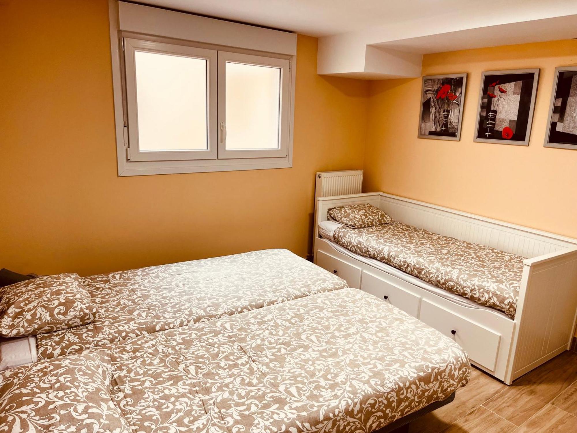 Apartamentos San Nicolas Logroño Exteriör bild
